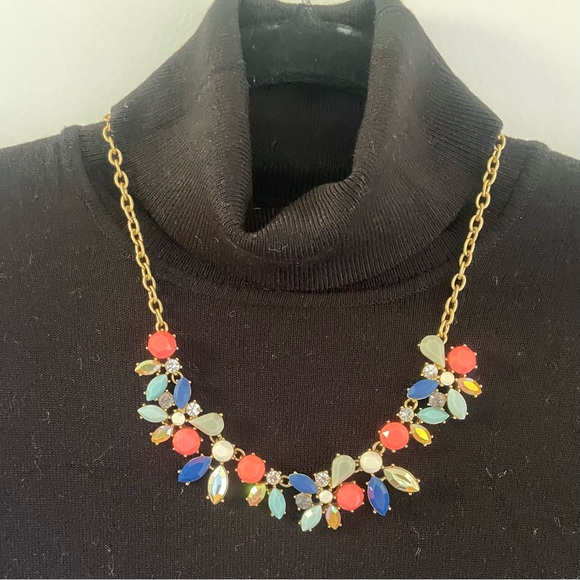 ⭐️💲5 add-on⭐️ Colourful statement necklace - Picture 2 of 7